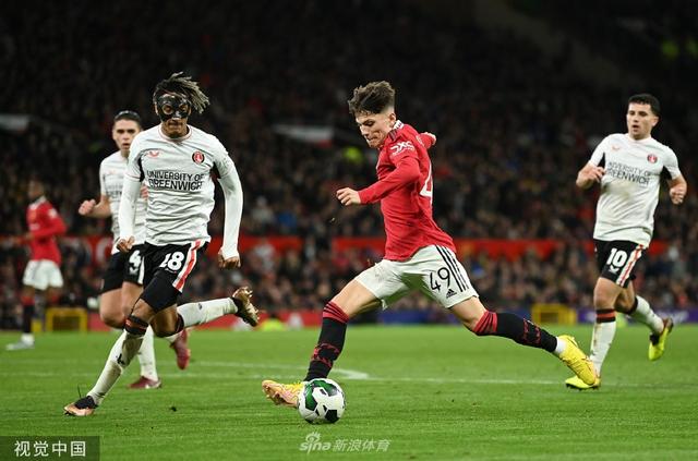 並指出這樣 並指出這樣